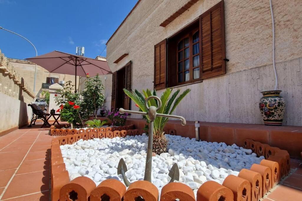 Villa La Cava Di Sasa à Favignana Extérieur photo